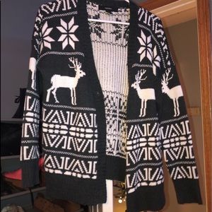 🔥forever 21 winter themed oversized cardigan